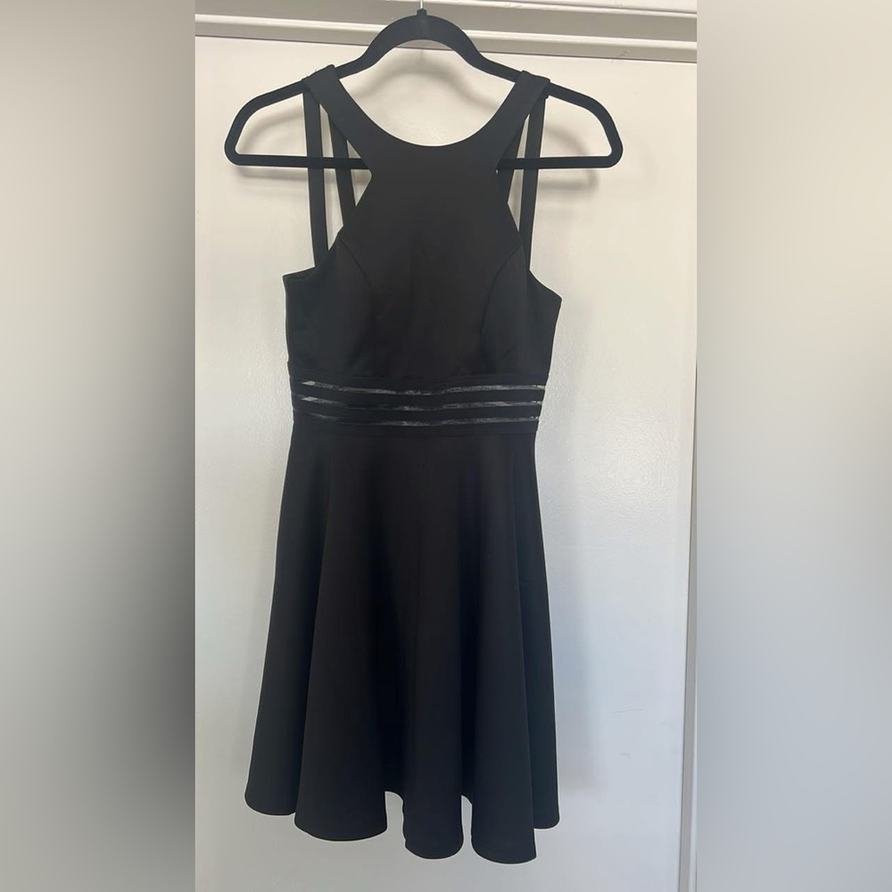 CITY STUDIO: Elegant Black dress.